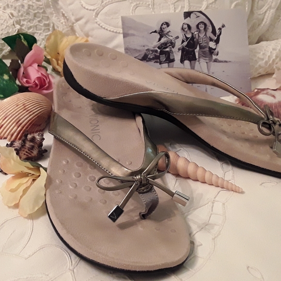 vionic cassie rock sandal